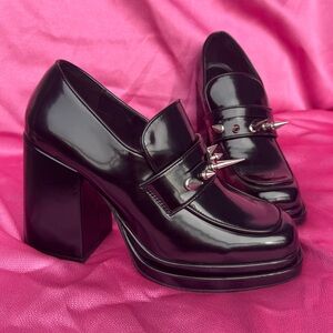 🖤Steve Madden Spiked Heeled Loafers🖤